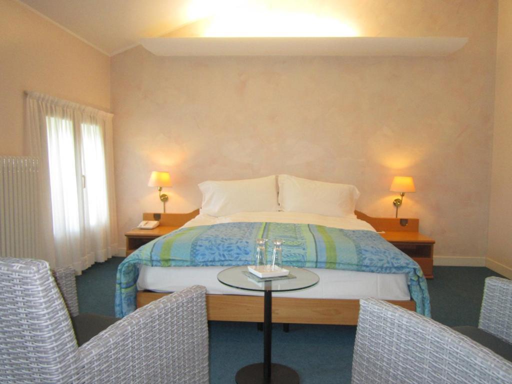 Hotel La Villa Gravedona Szoba fotó